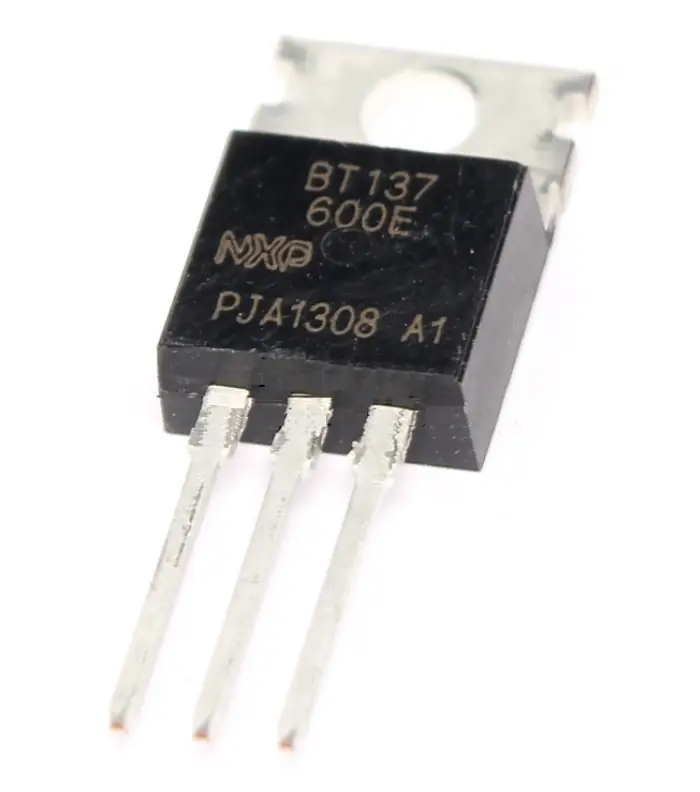 BT137-600 Triyak 600V 8A TO-220